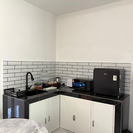 Eleven25 Roomstay 龙运 外观 照片