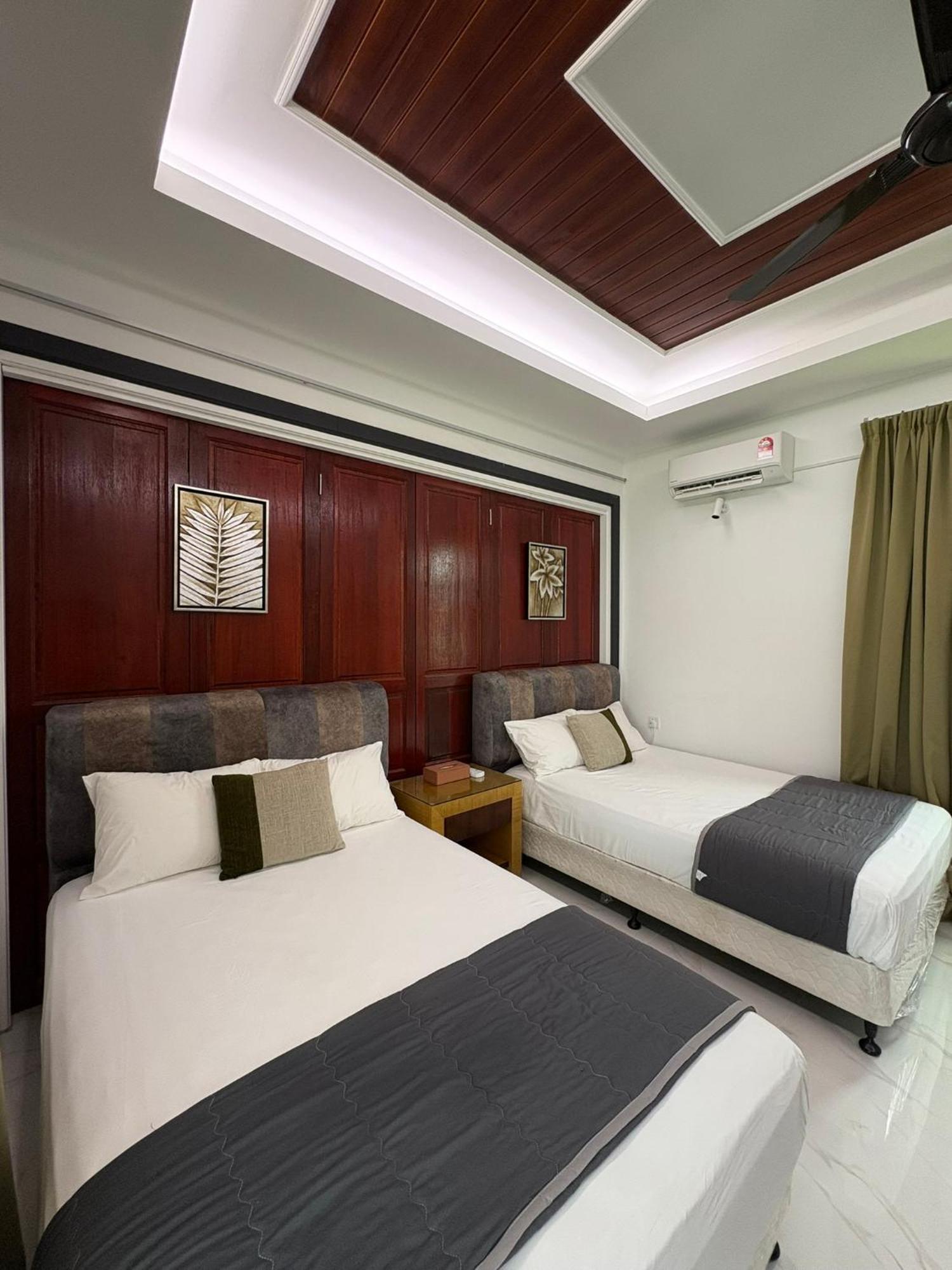 Eleven25 Roomstay 龙运 外观 照片