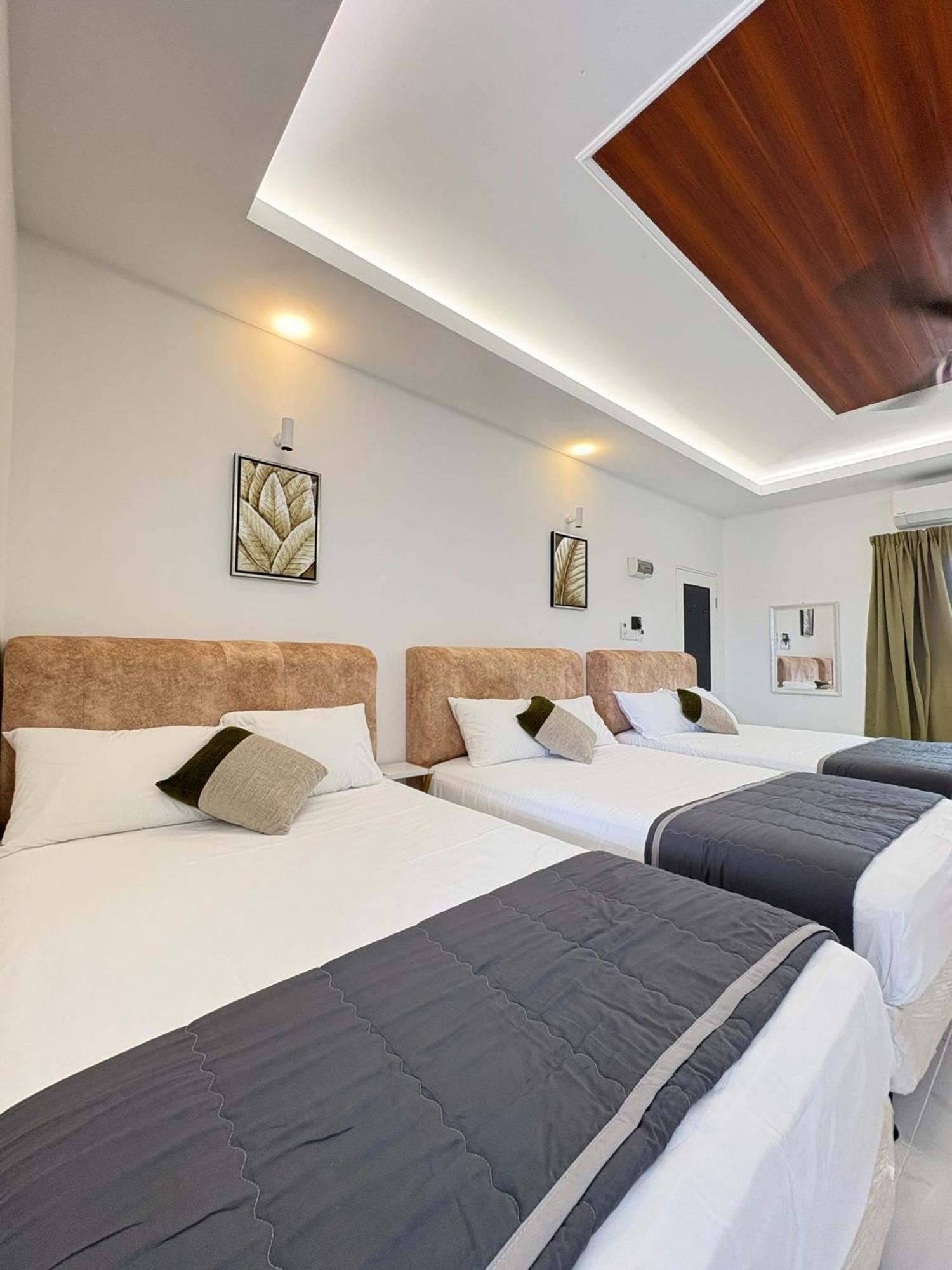 Eleven25 Roomstay 龙运 外观 照片